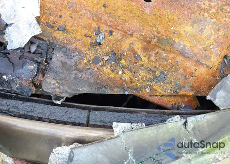 1986 Jaguar Xjs z USA, uszkodzony, nr VIN SAJNV5844GC131468